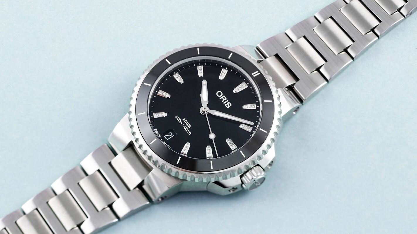 Reloj Oris Aquis Date Diamonds 01 733 7792 4194-07 8 19 05P
