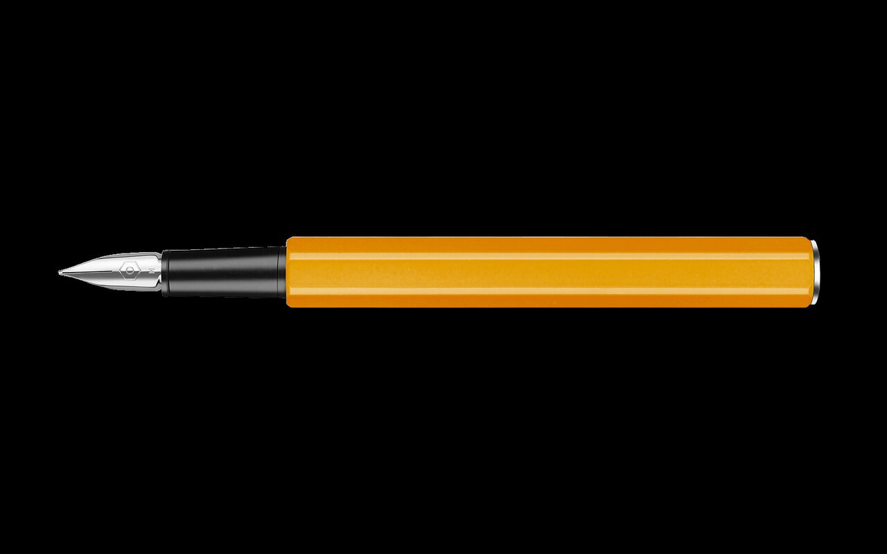Pluma Fuente Caran d'Ache 849 Orange Fluo