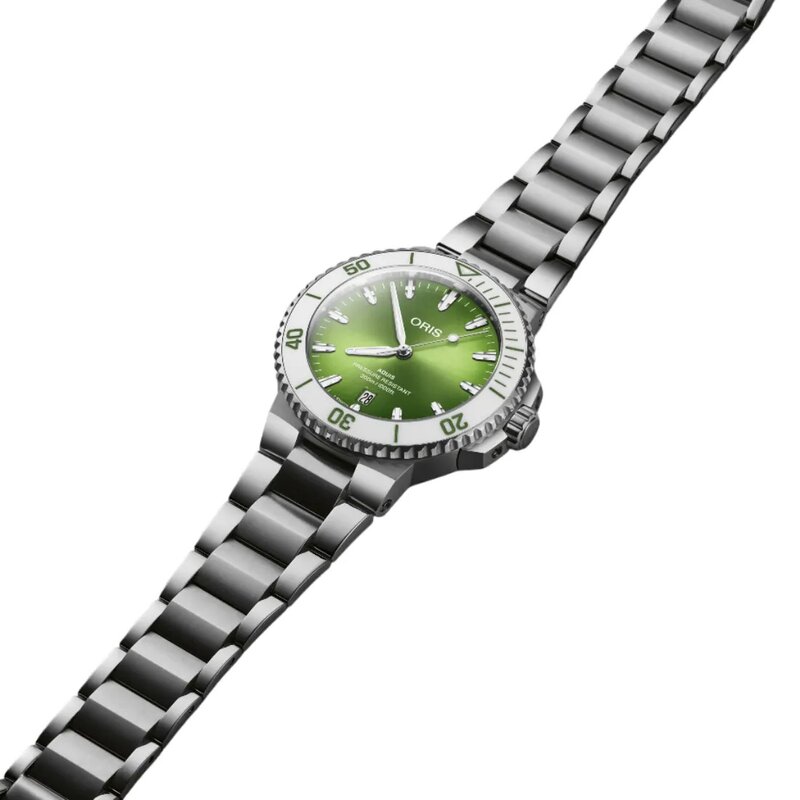 Reloj Oris Aquis Date Taste of Summer