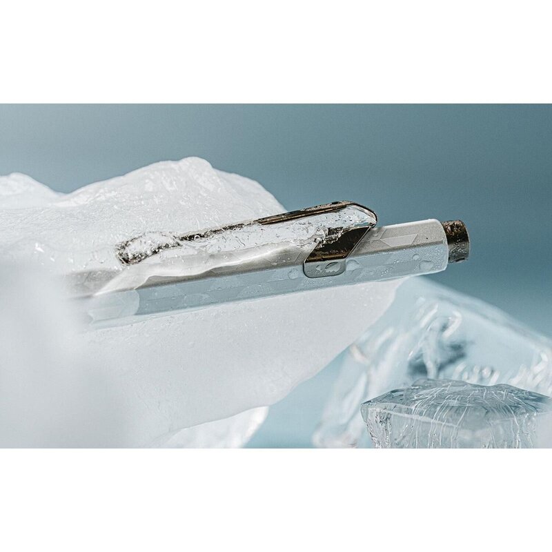 Bolígrafo Caran d'Ache 849 Alpine Frost Edición Especial