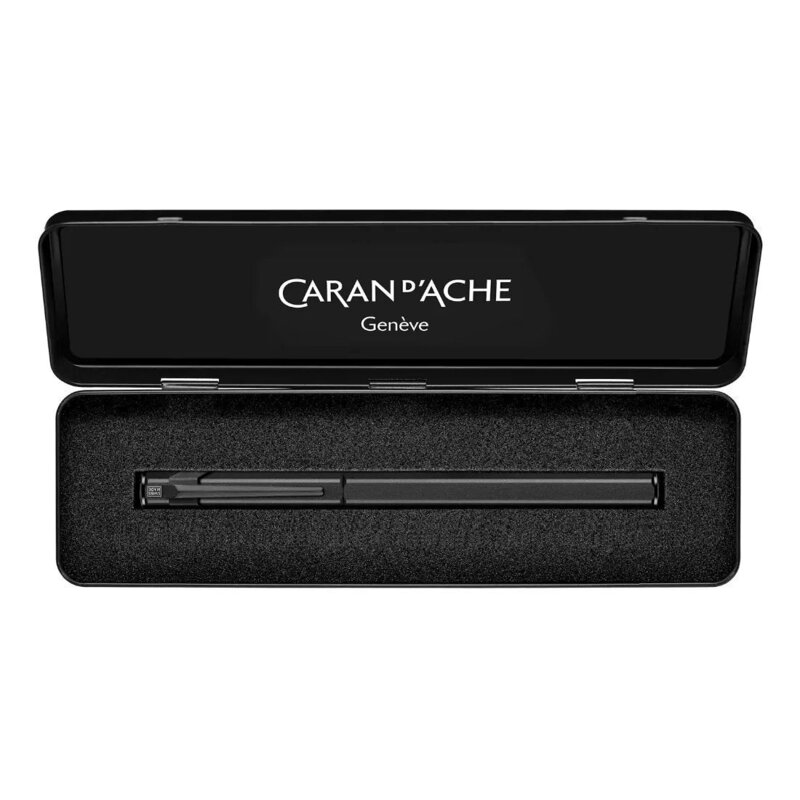 Pluma Fuente Caran d'Ache 849 Black Code
